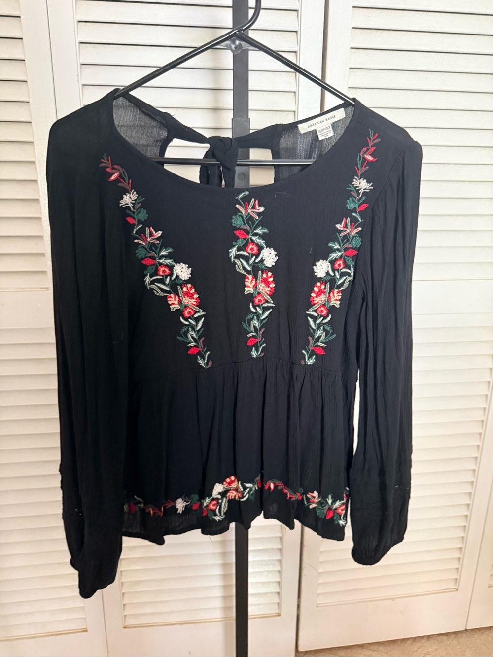 American Eagle Outfitters Black Long-Sleeve Embroidered Peasant Top